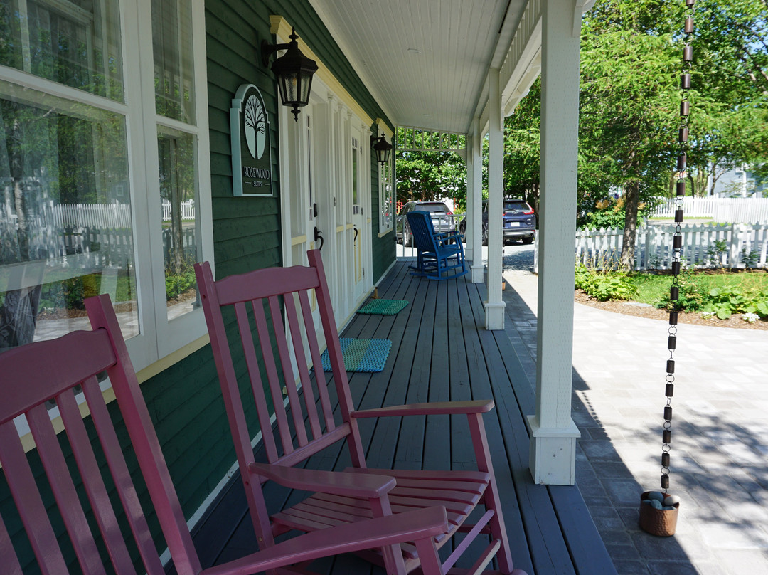 Rosewood Suites at Trinity主图