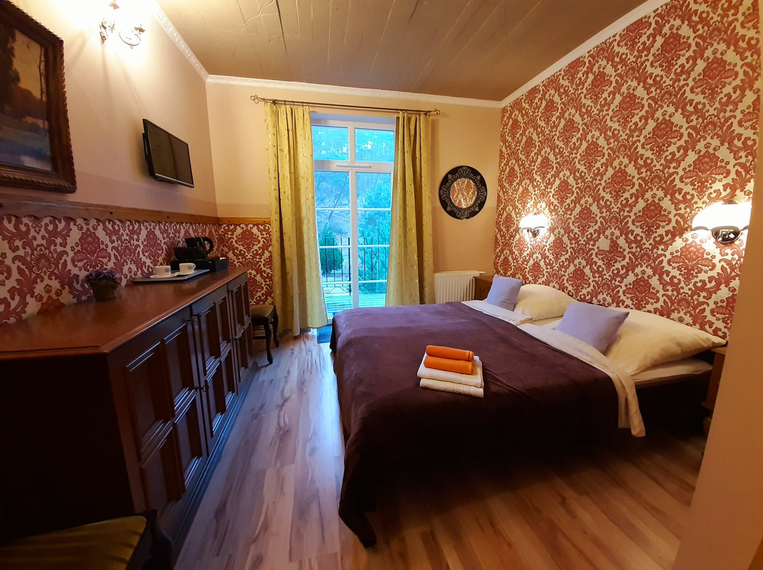 Dworek Bursztynowe Piaski主图