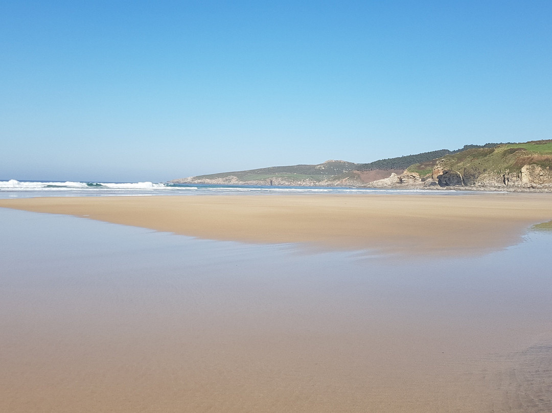 Praia de Esteiro景点图片