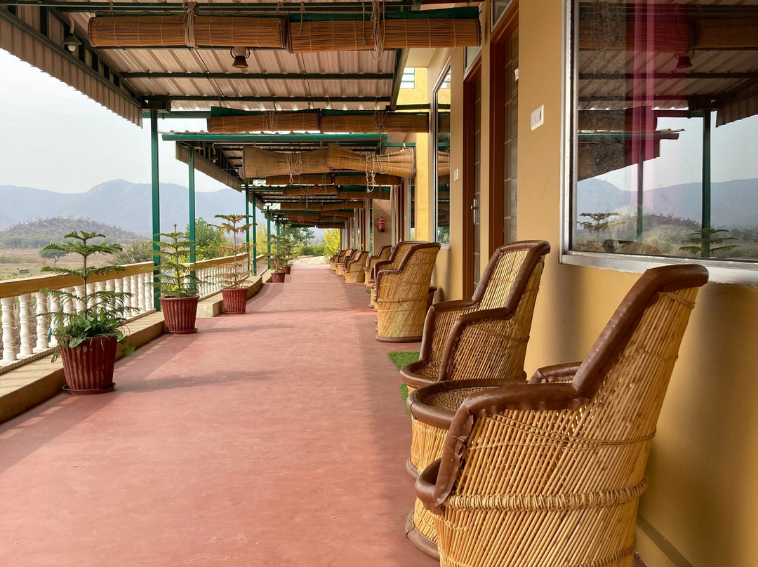 Neelkanth Forest Retreat主图