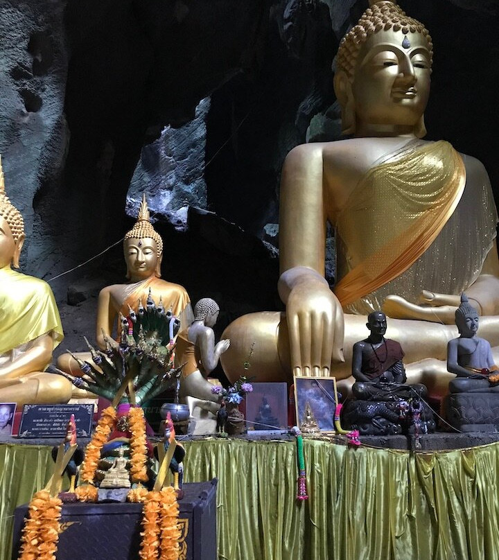 Wat Khao Khun Phanom景点图片