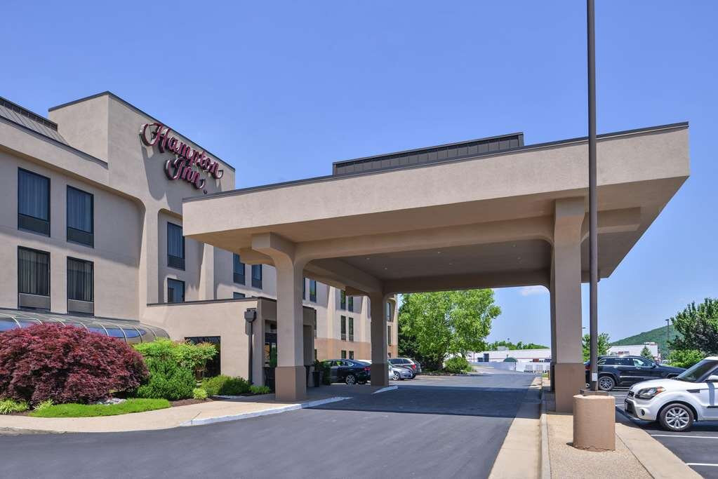 Hampton Inn Staunton主图