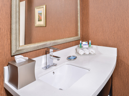 Holiday Inn Express Lewisburg/new Columbia By IHG主图