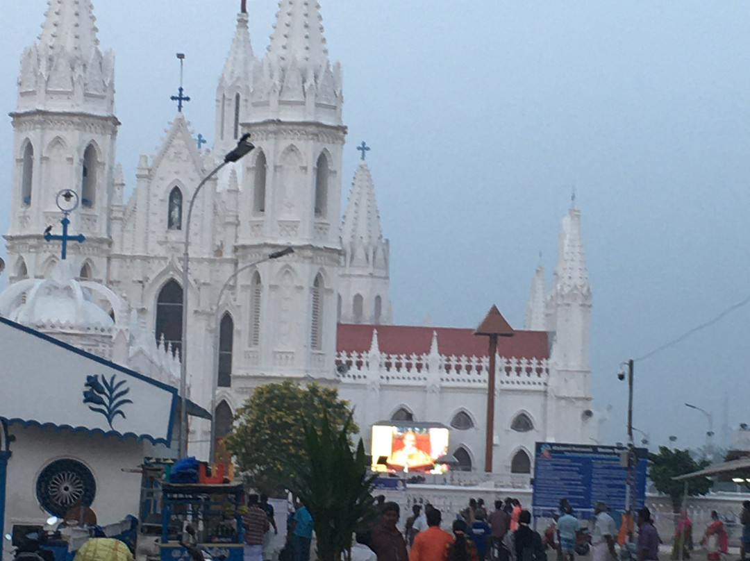 Sri Gnana Vedha Beach Residency主图