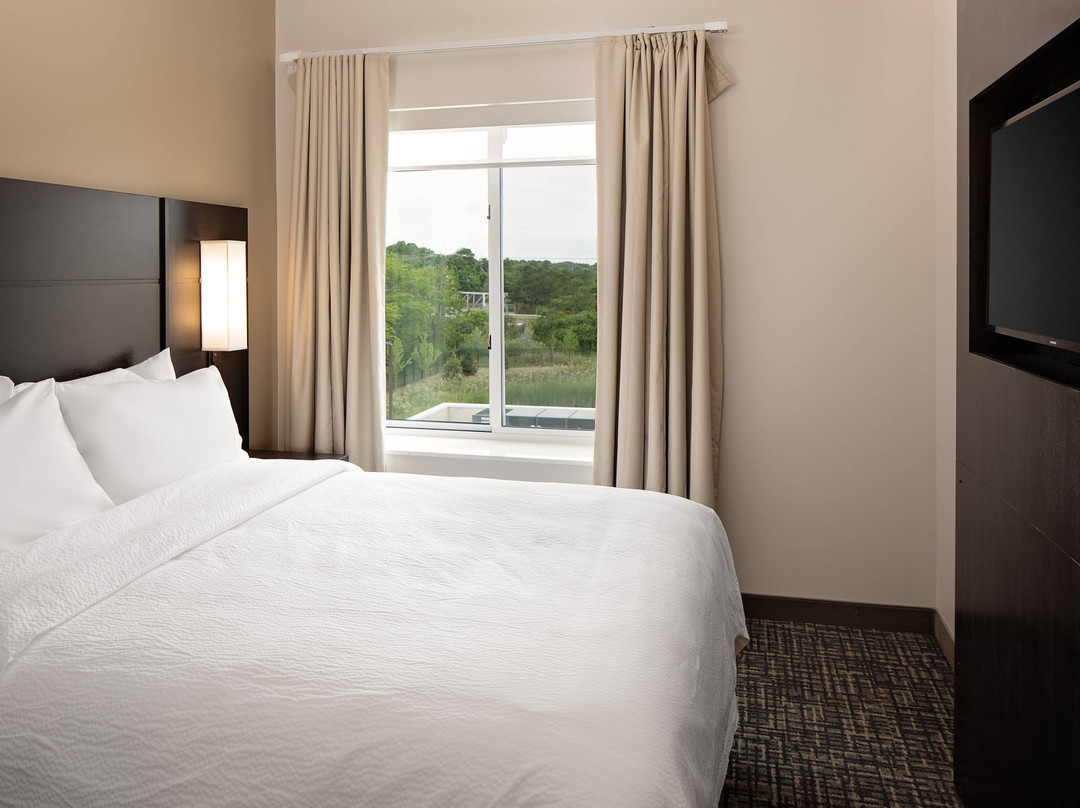 Residence Inn by Marriott Detroit Farmington Hills主图