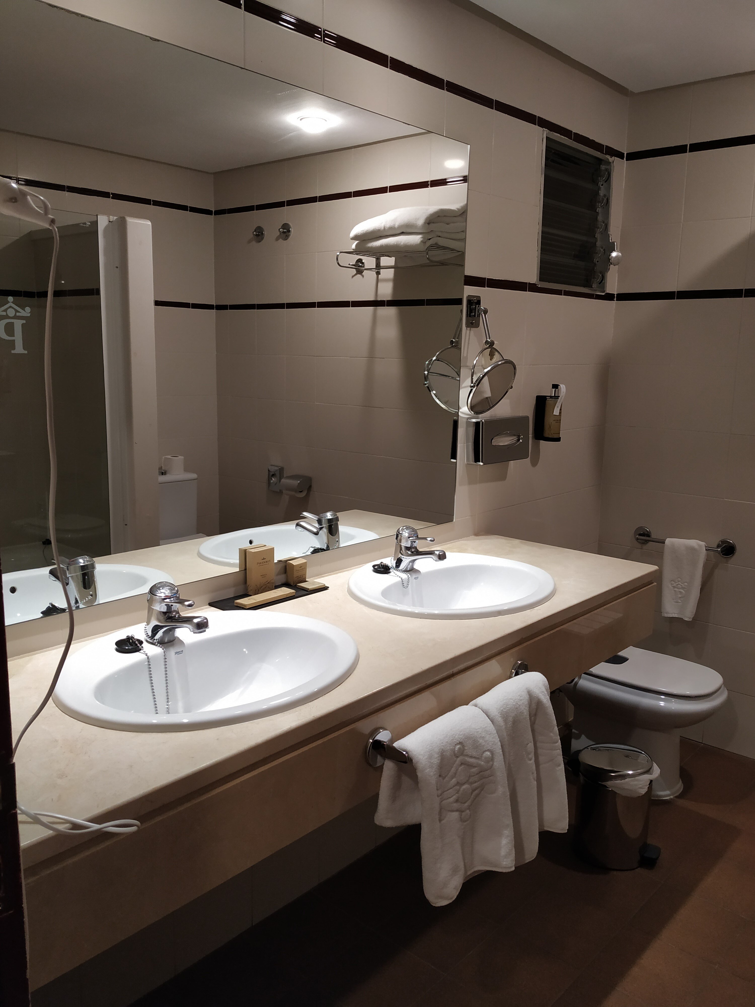 Parador de Albacete-浴室