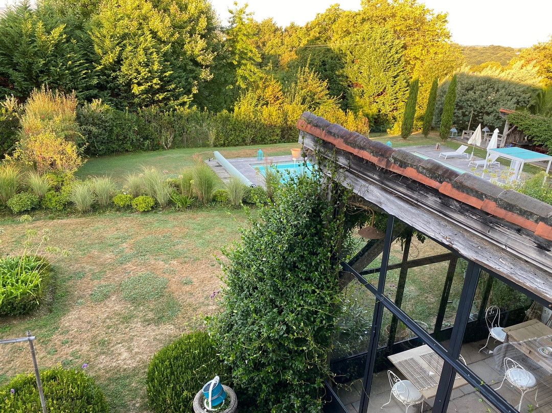 Les Volets Bleus主图