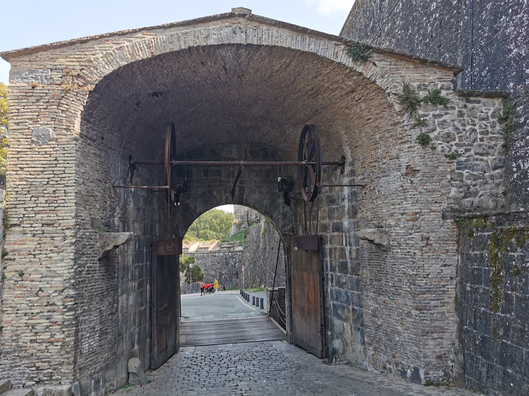 Portal de Francia-潘普洛纳必去景点