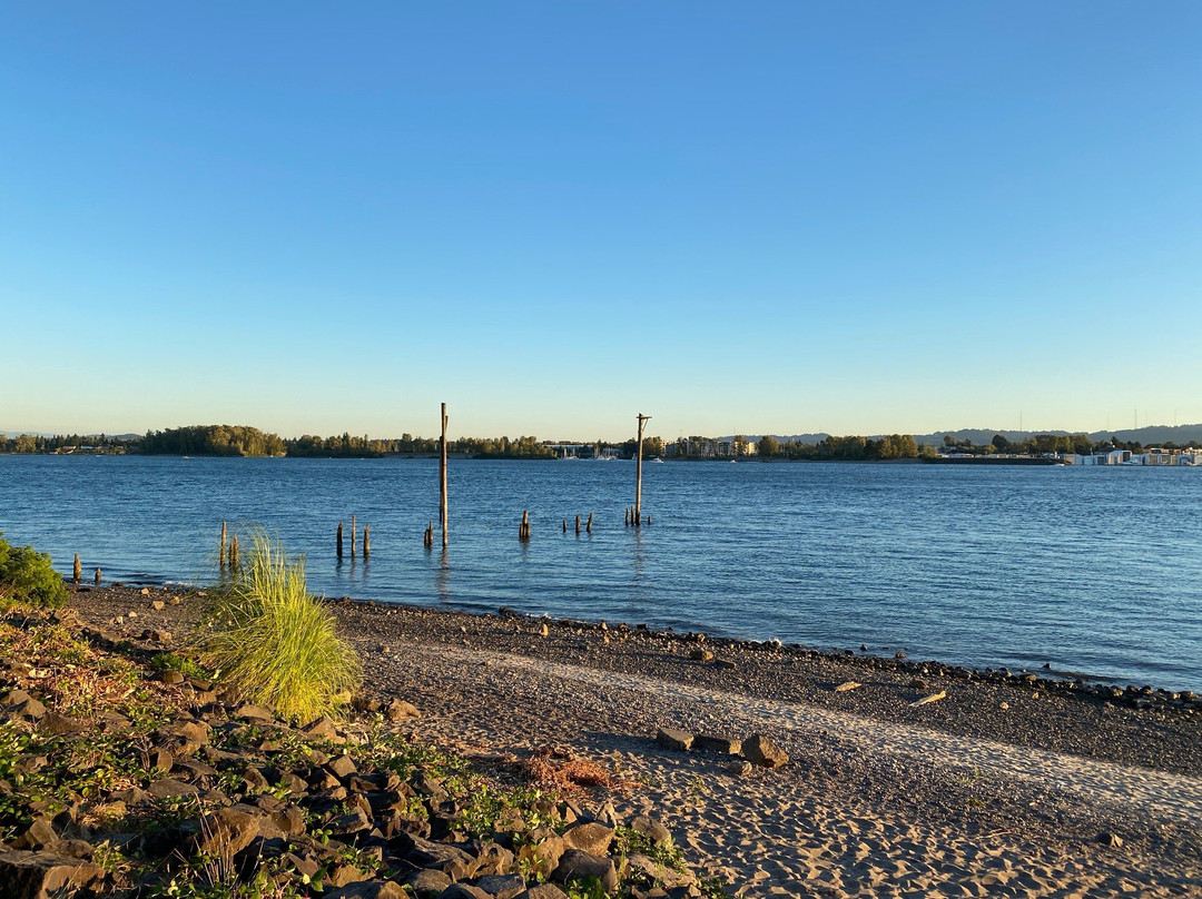 Waterfront Renaissance Trail-温哥华必去景点