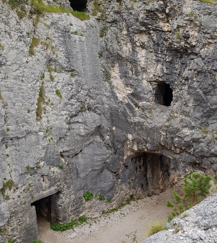 Forte Pozzacchio-Pozzacchio必去景点