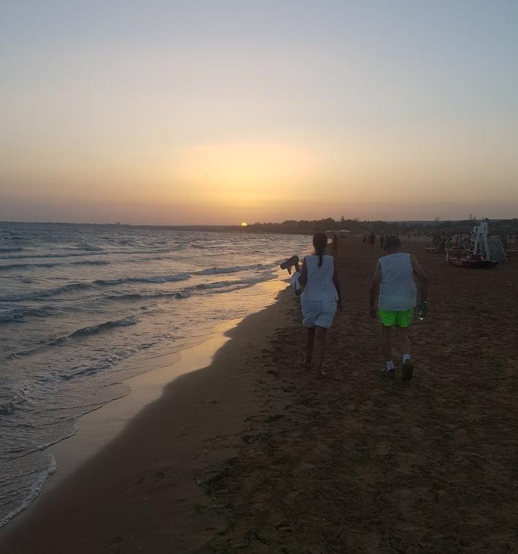 Spiaggia di Santa Maria del Focallo景点图片