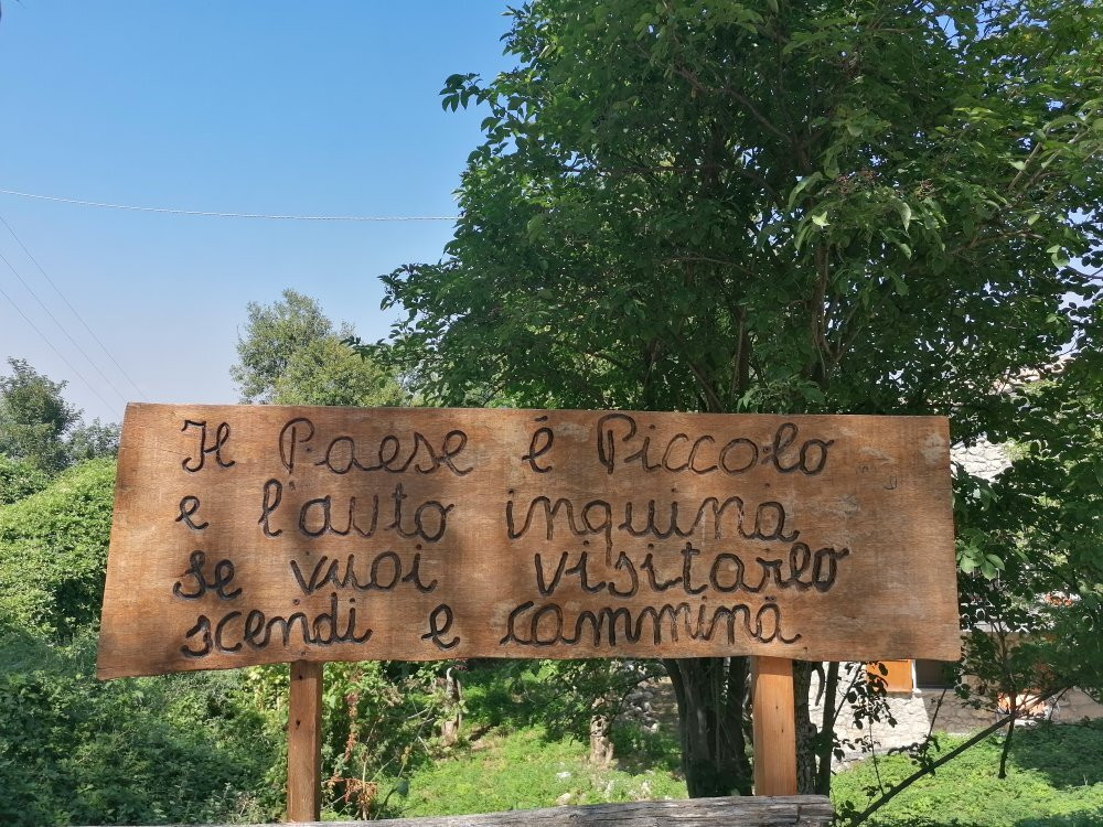 Chiesa Madre della Madonna delle Grazie-Roccacaramanico必去景点