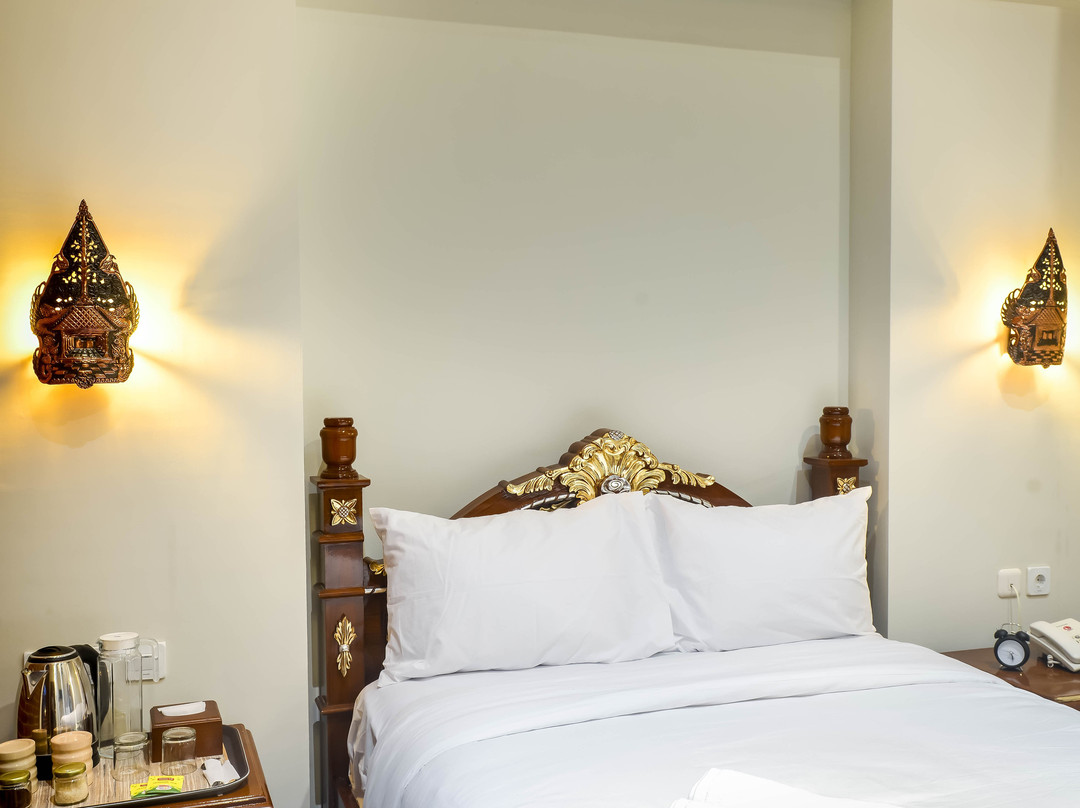 Briggs Inn Batu主图