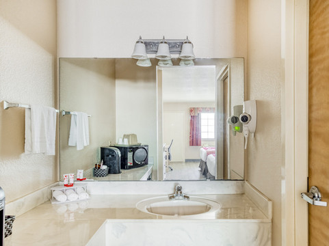 约库姆西酒店主图