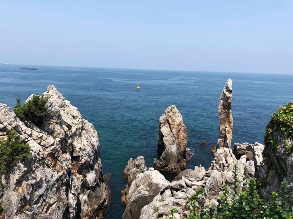 Chotdaebawi (Candlestick Rock)景点图片