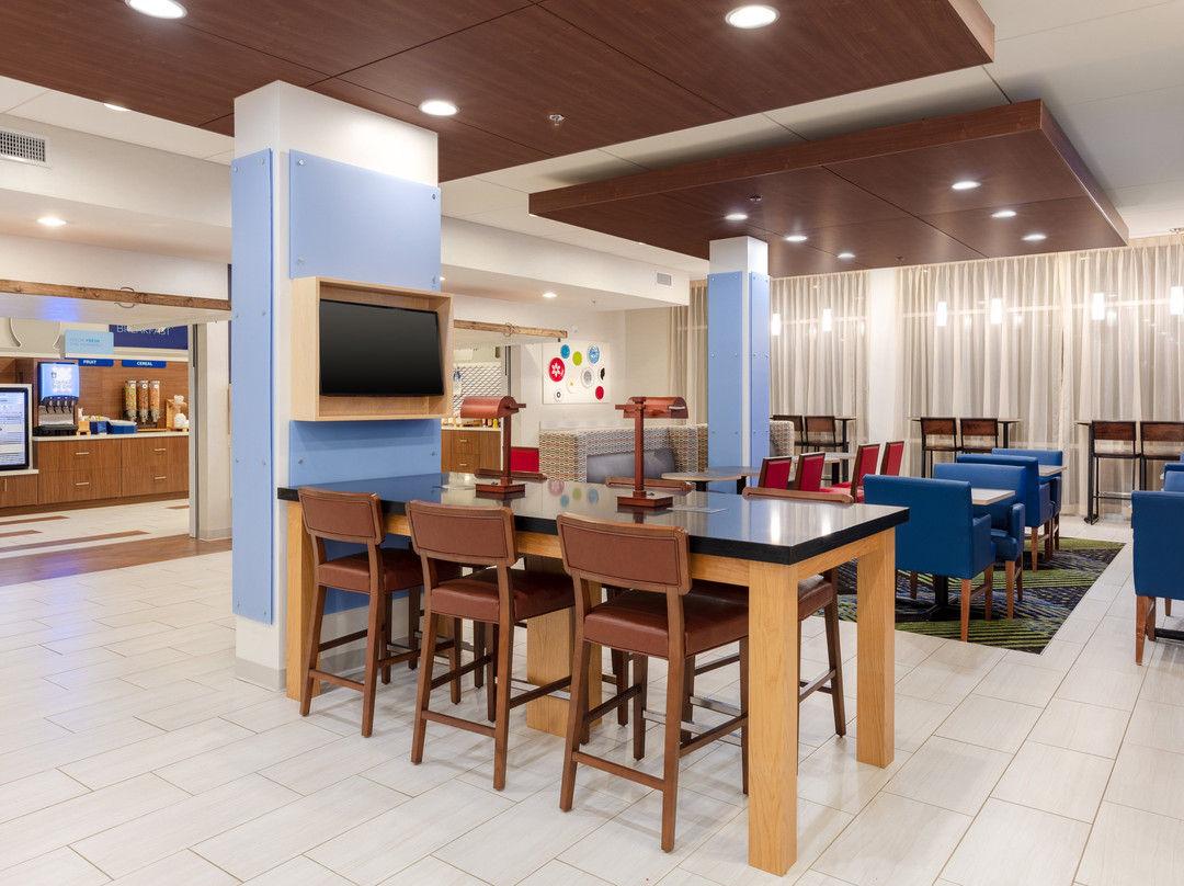 Holiday Inn Express Calhoun South by IHG主图