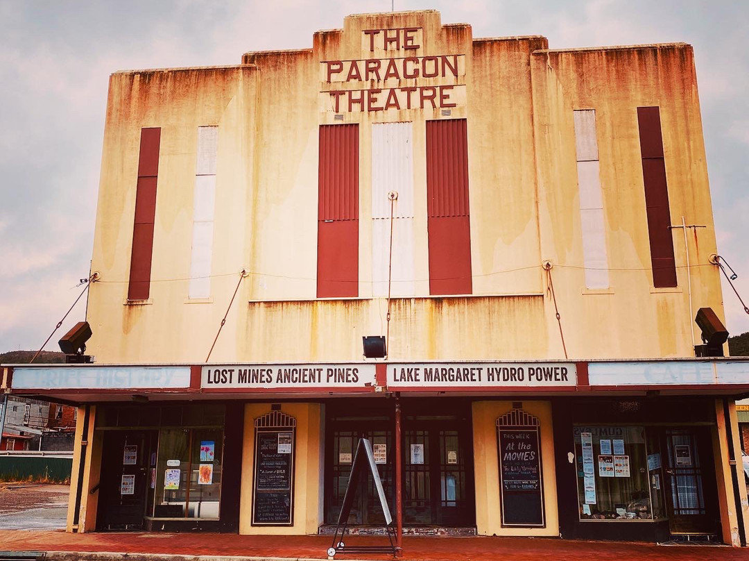 山莱尔安克雷奇酒店主图