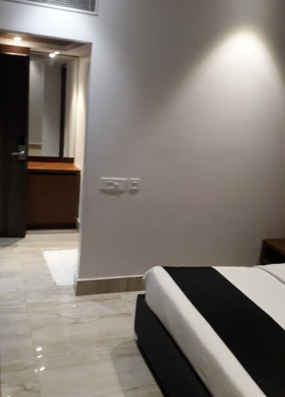 Hotel Crossroad主图