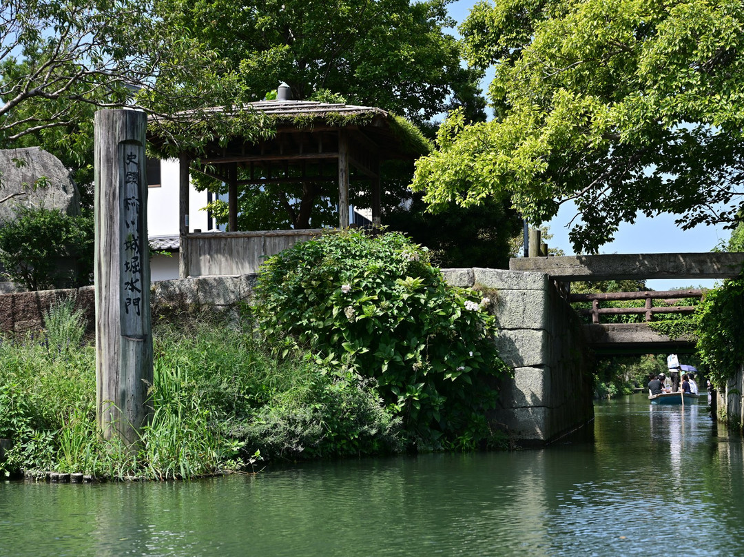 Yanagawa Castle Moat Water Gate-柳川市必去景点