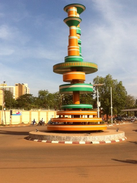 statue of Sembene Ousmane景点图片