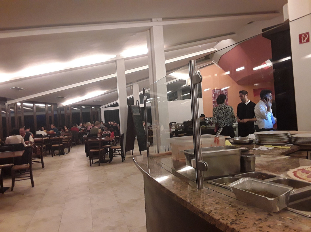 Casa Del Mar
