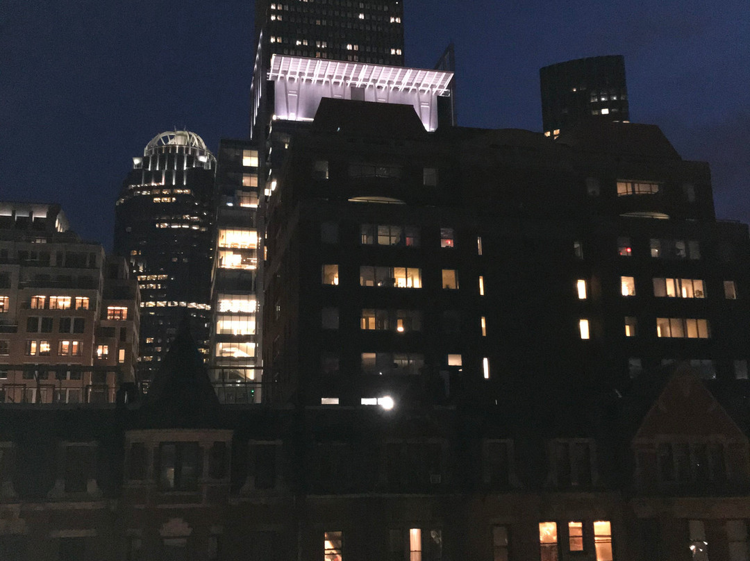 纽伯里宾馆主图