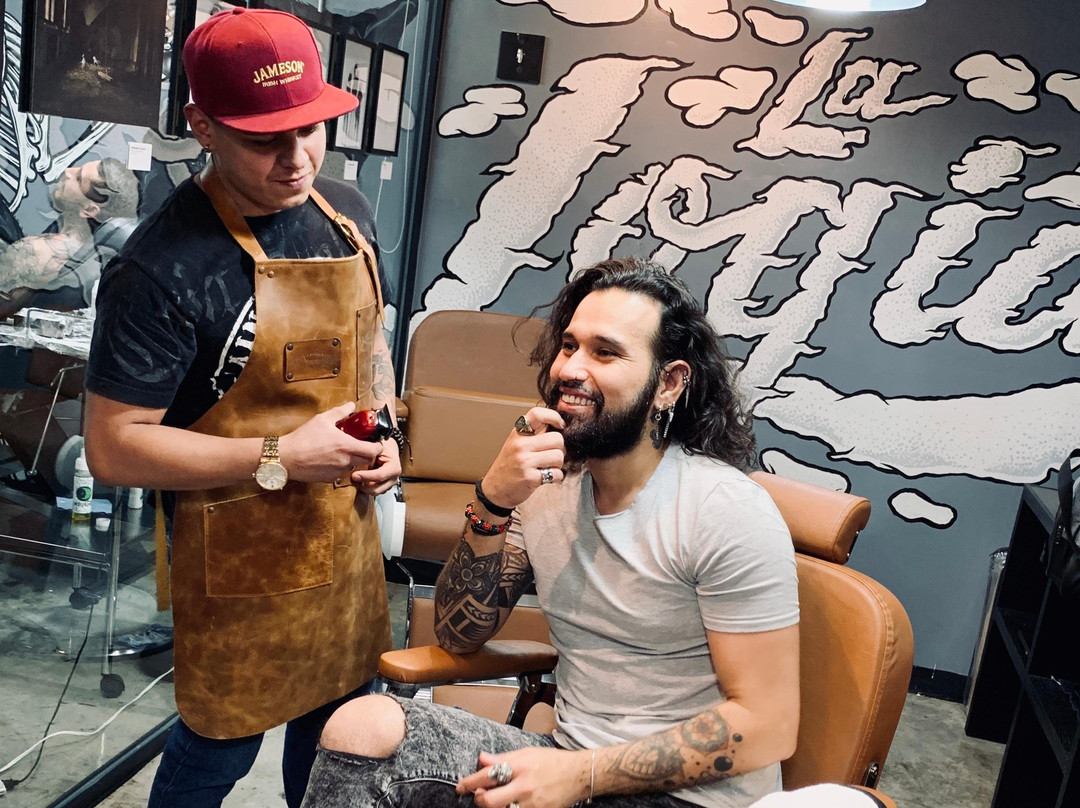 La Logia Barberías & Tattoo Coahuila Colonia Roma-瓜特穆斯必去景点