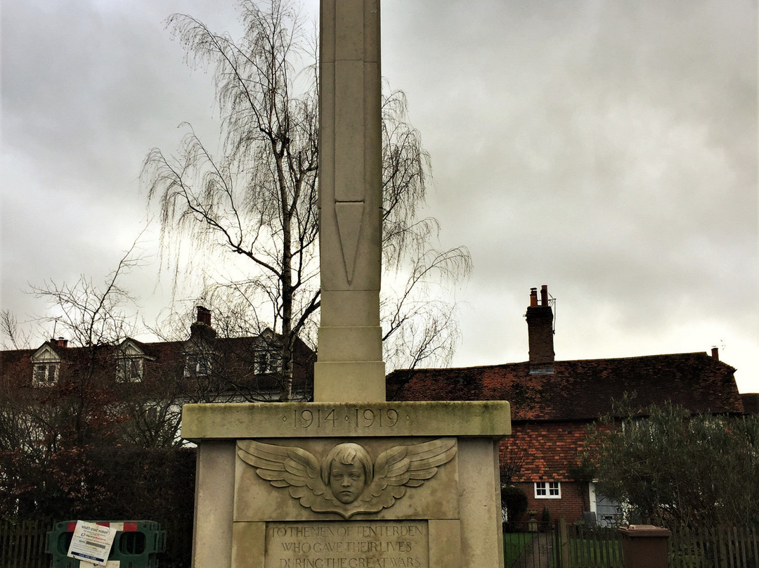 Tenterden War Memorial景点图片