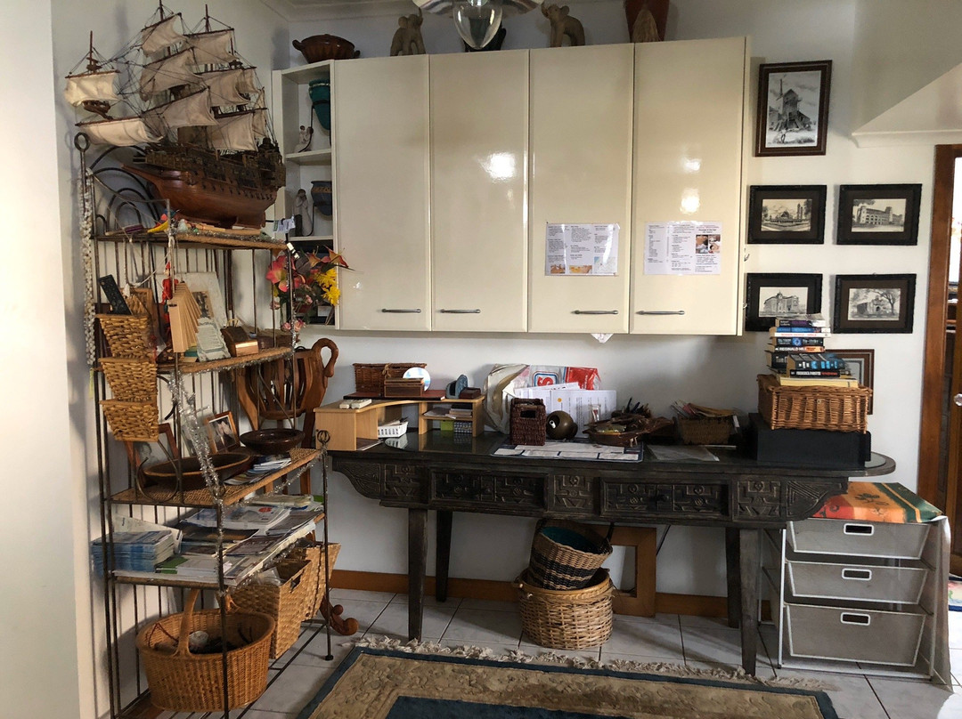 Beachfront Bed & Breakfast主图