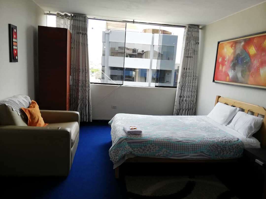 Lino Family House - homestay in Lima主图