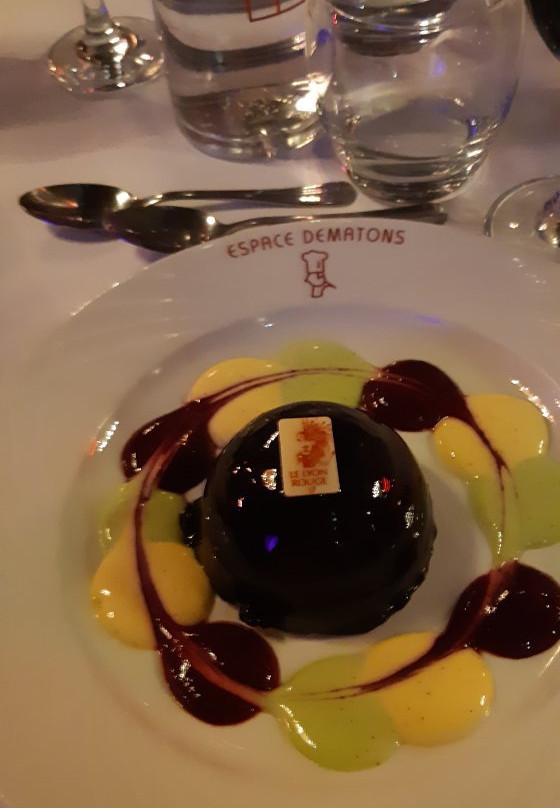 Le Lyon Rouge-Brignais必去景点