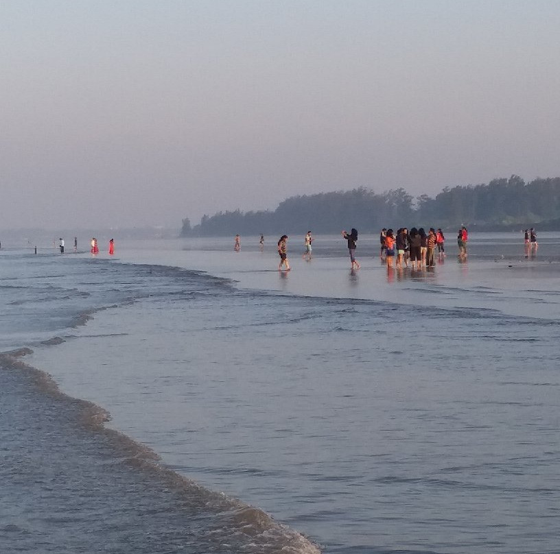 Nagaon Beach景点图片