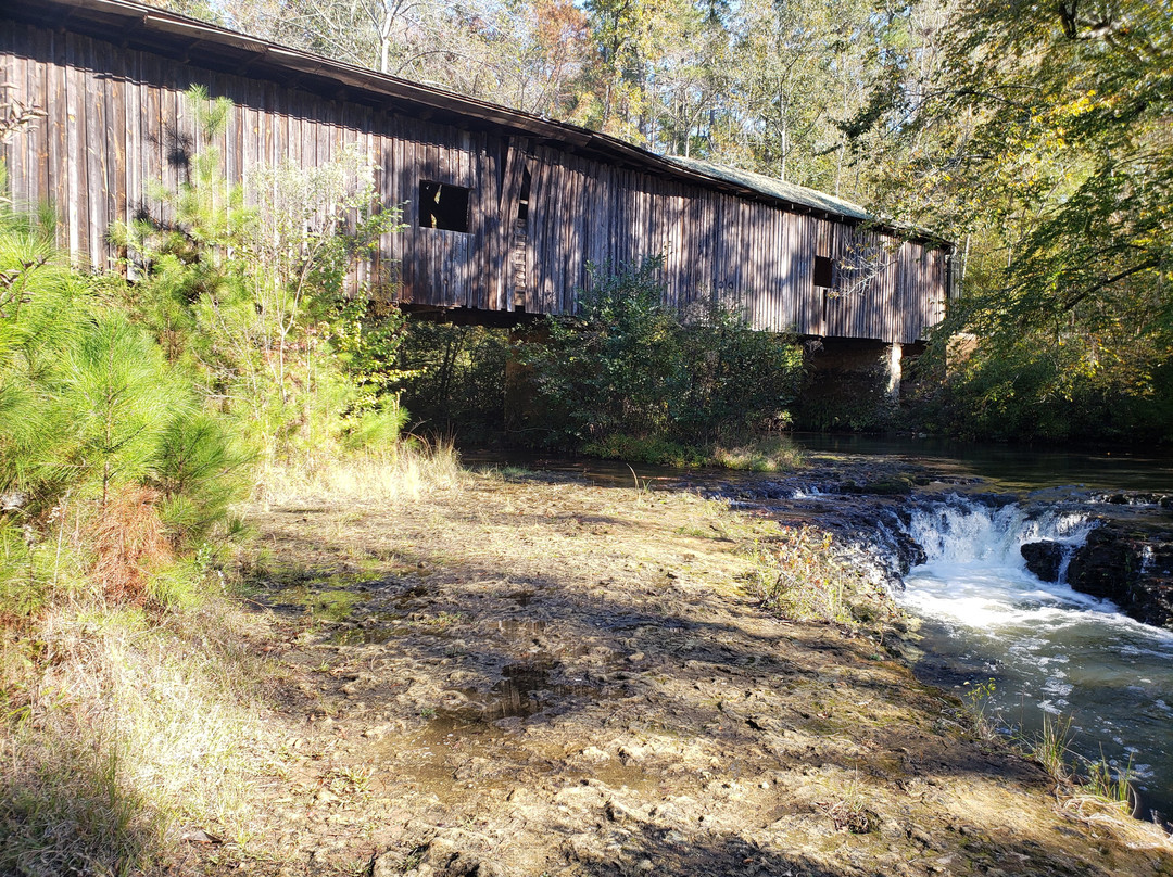 Coheelee Creek Covererd Bridge-Blakely必去景点