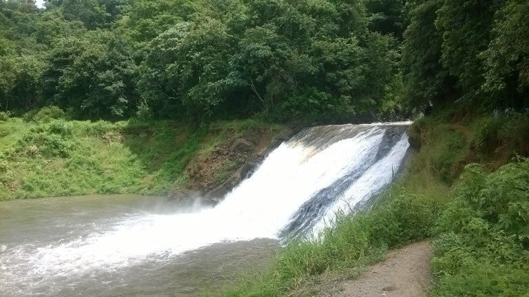 Anchuruli Waterfalls-伊杜基必去景点