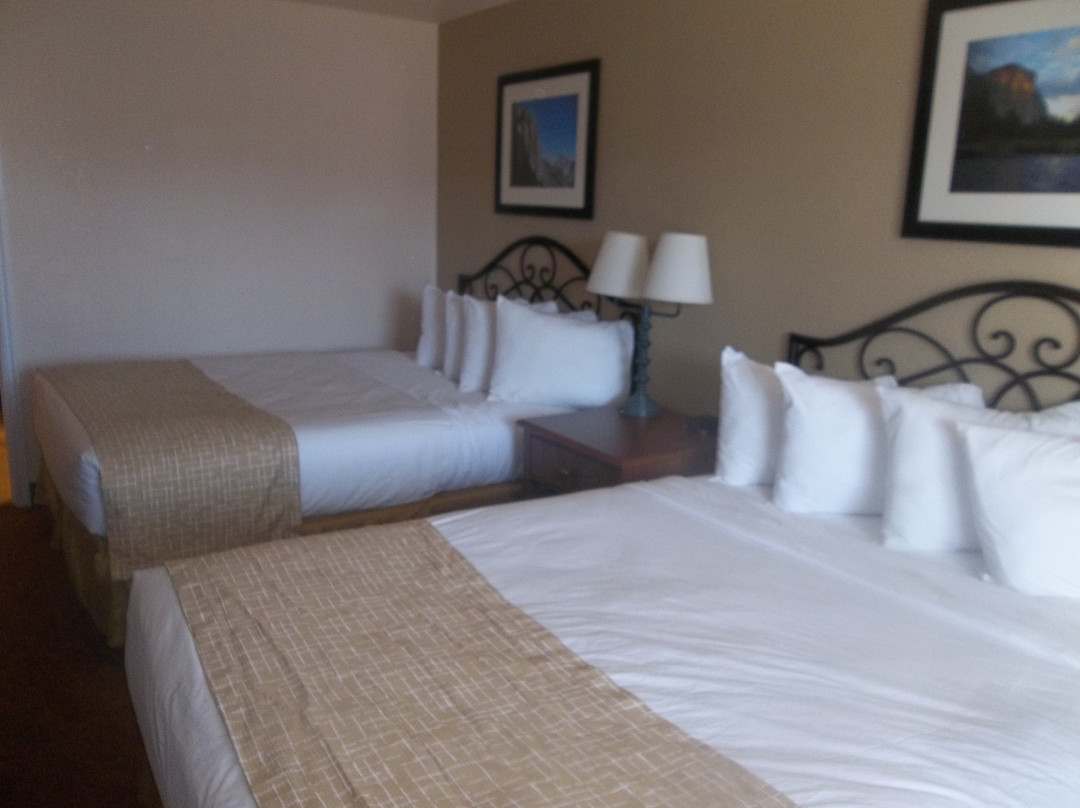 Travelodge by Wyndham Hawthorne主图