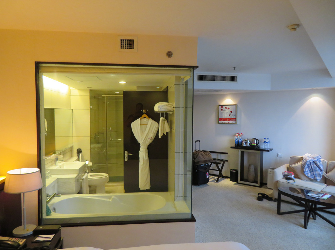 陕西钢铁大厦酒店（大明宫西地铁站店）主图