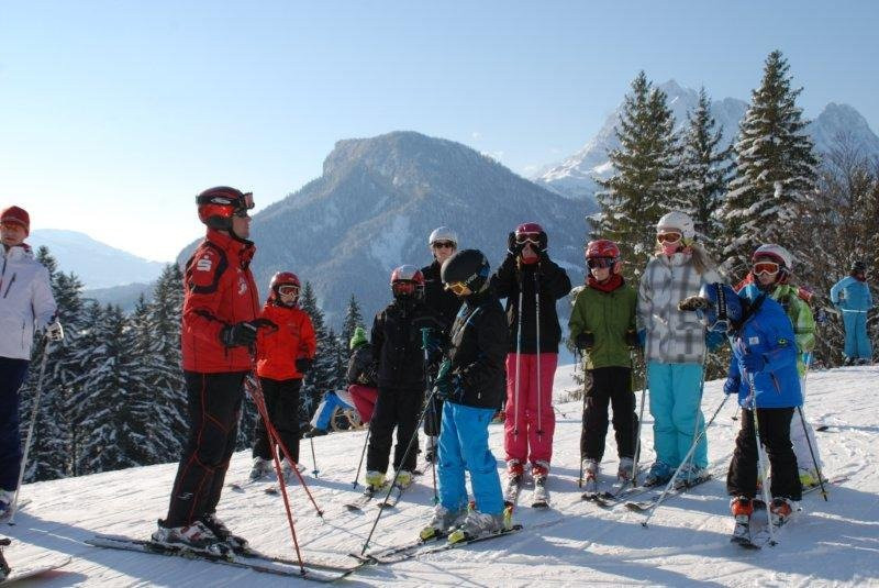 Skischule Kirchdorf-教堂村堤候必去景点
