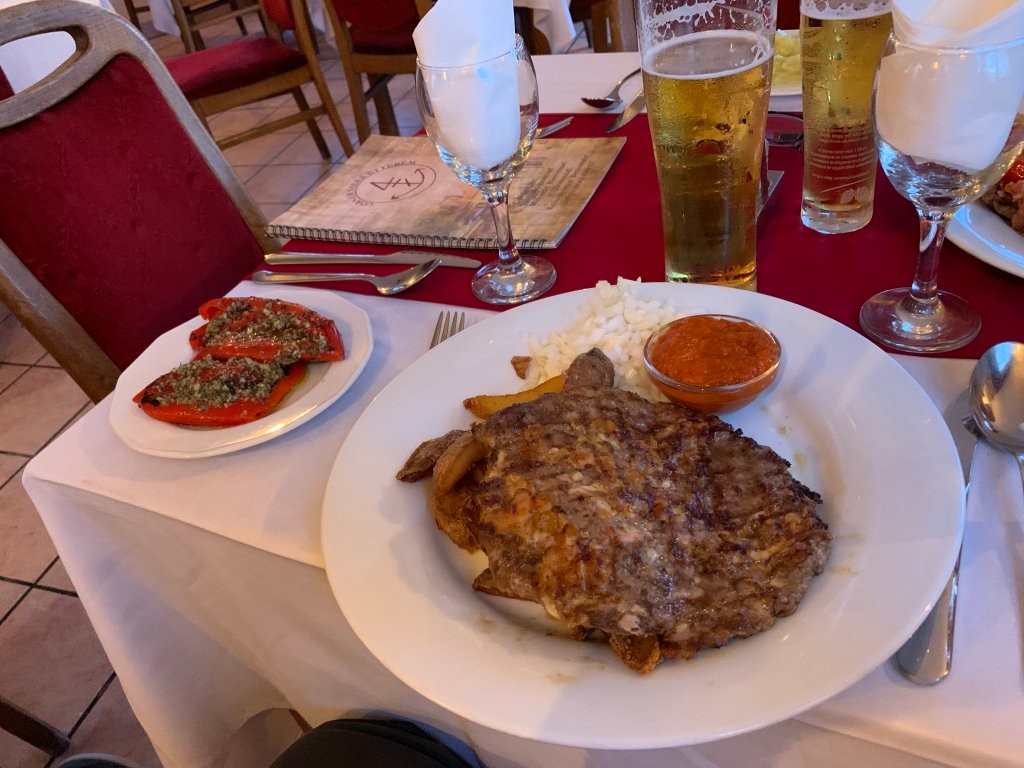 Corner Panzio-餐饮