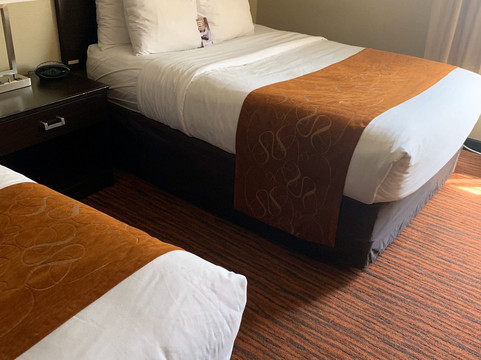 克洛维斯 - 弗雷斯诺舒适套房主图