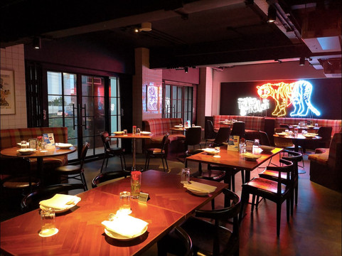 阿卡拉酒店主图