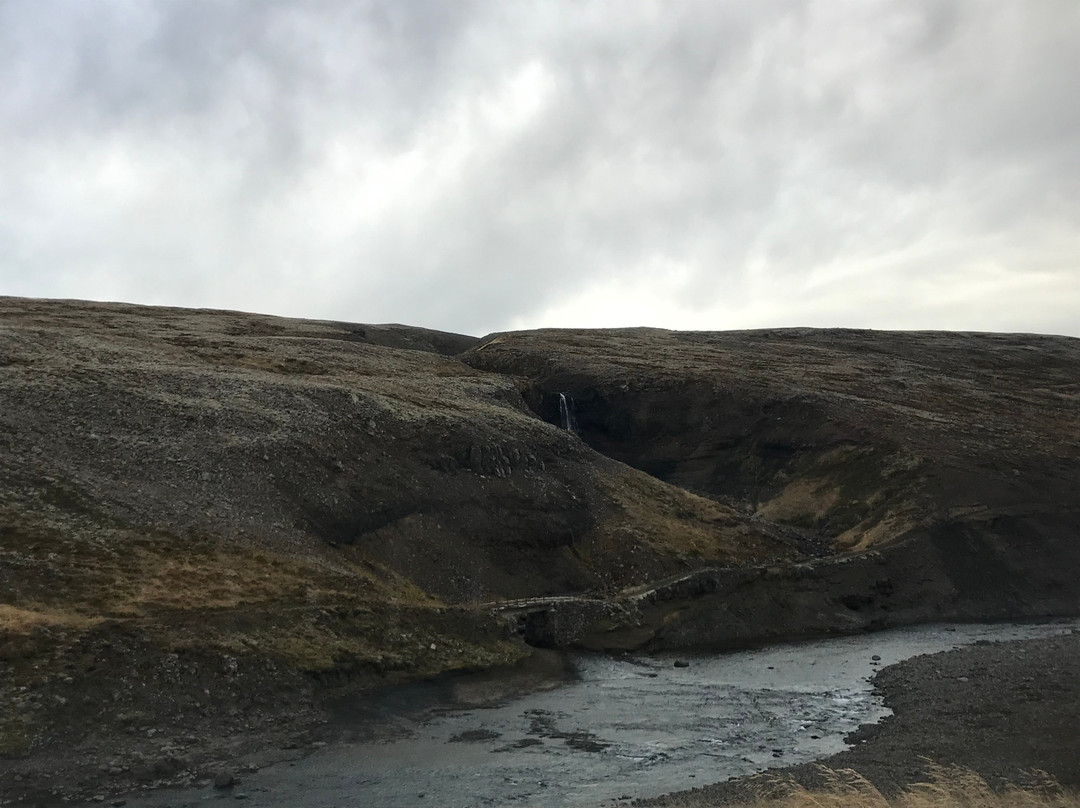 Kolugljufur Waterfall景点图片