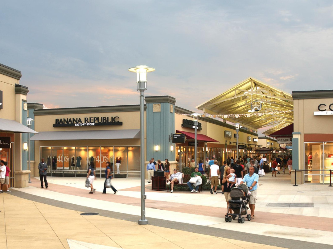 沃伦县旅游景点-Cincinnati Premium Outlets