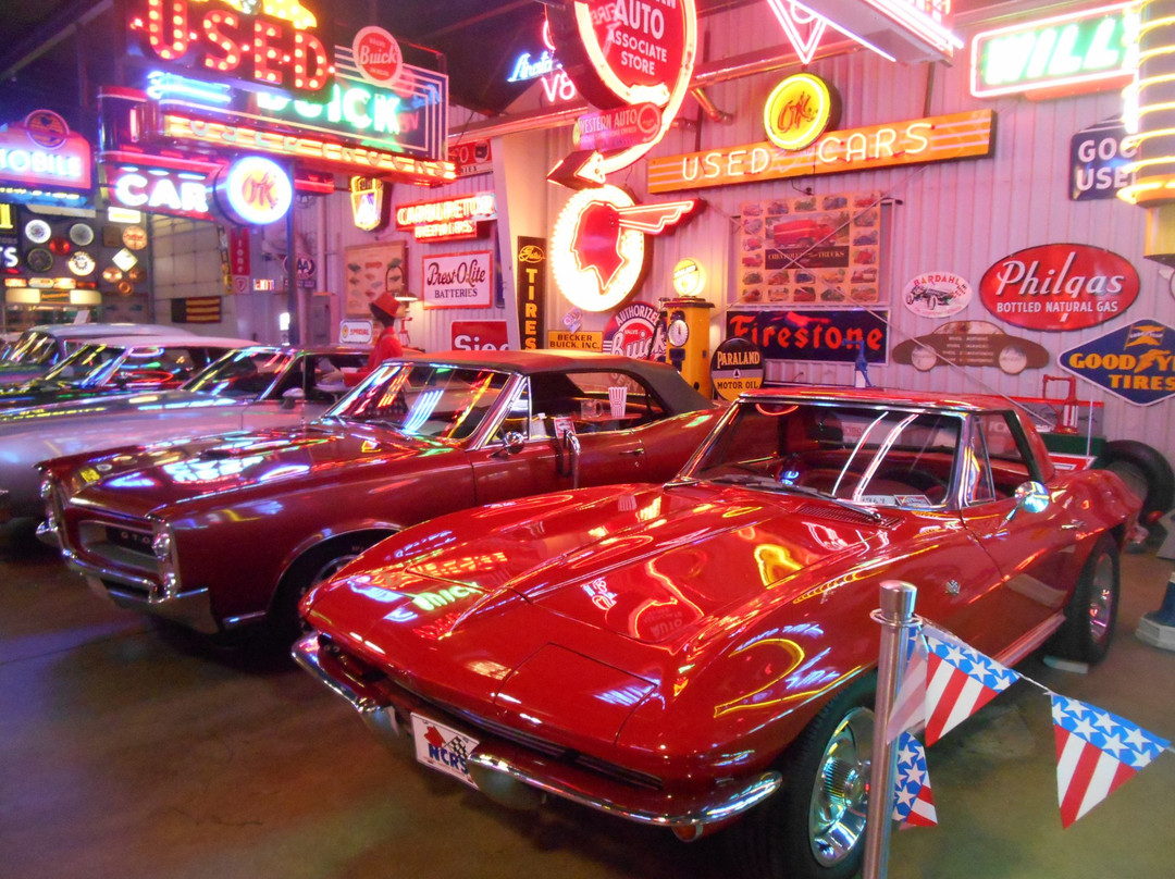 Spomer Classics & Museum-Worthington必去景点
