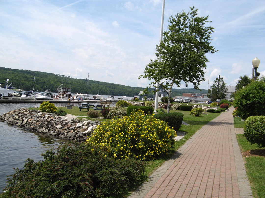 Bucksport Waterfront Walkway景点图片