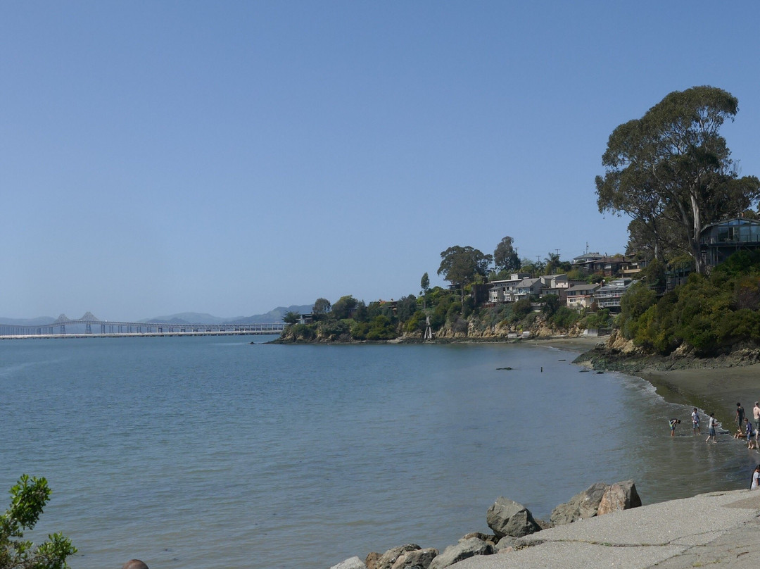 Keller Beach Park景点图片