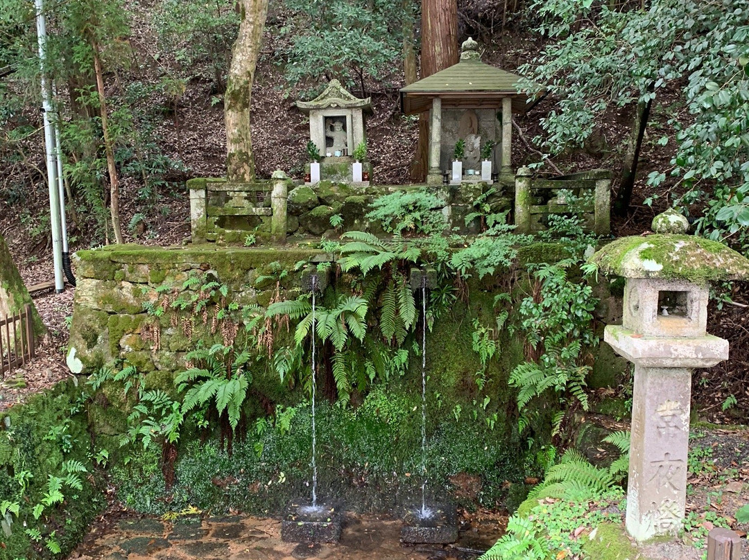 Fudo no Taki Waterfalls景点图片