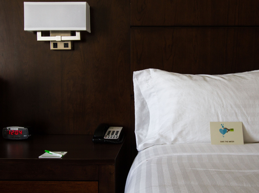 维克多维尔假日酒店主图