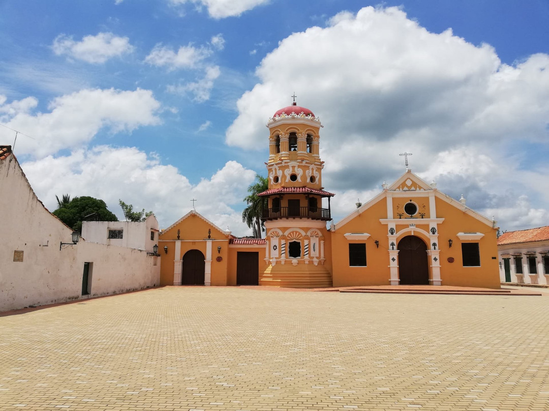 Santa Barbara Church-蒙波斯必去景点