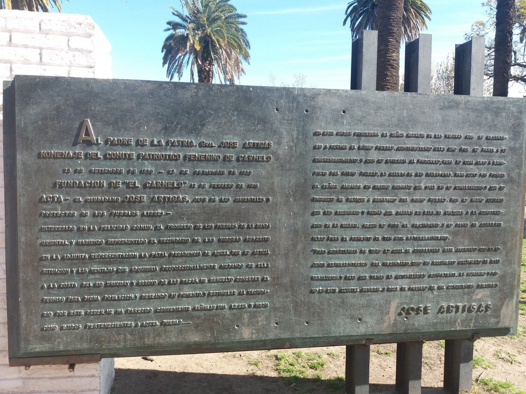 Plaza Artigas-Carmelo必去景点