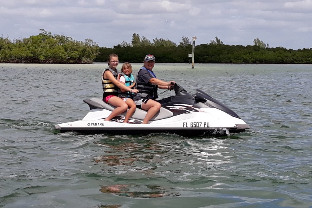 Island Jet Ski Tours & Rentals-恩格尔伍德必去景点